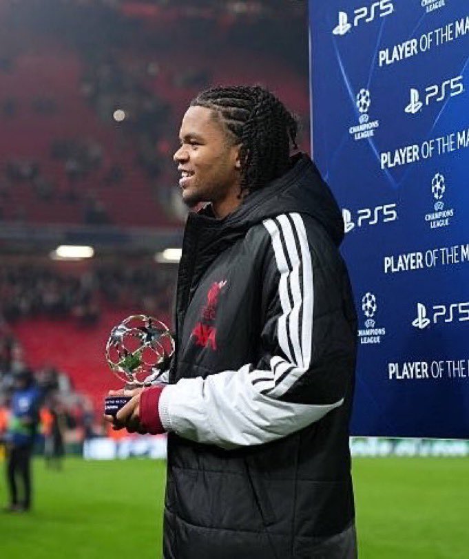ypaullow's tweet photo. 🏴󠁧󠁢󠁥󠁮󠁧󠁿 Rio Ngumoha | Man of the Match vs Villarreal
🅰️ 2 assists
🎯 2 shots
🔑 3 key passes
🕺 7 successful dribbles

Still only 18 years old… ⚡️🔴
#LIVVIL | #LFC https://t.co/bLwH8oAaFj