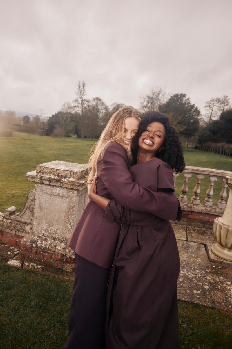 franchaelafem's tweet photo. ship so buzzy even the promo shoots look like they’re about to announce their engagement on instagram https://t.co/FO1vGRfYBE