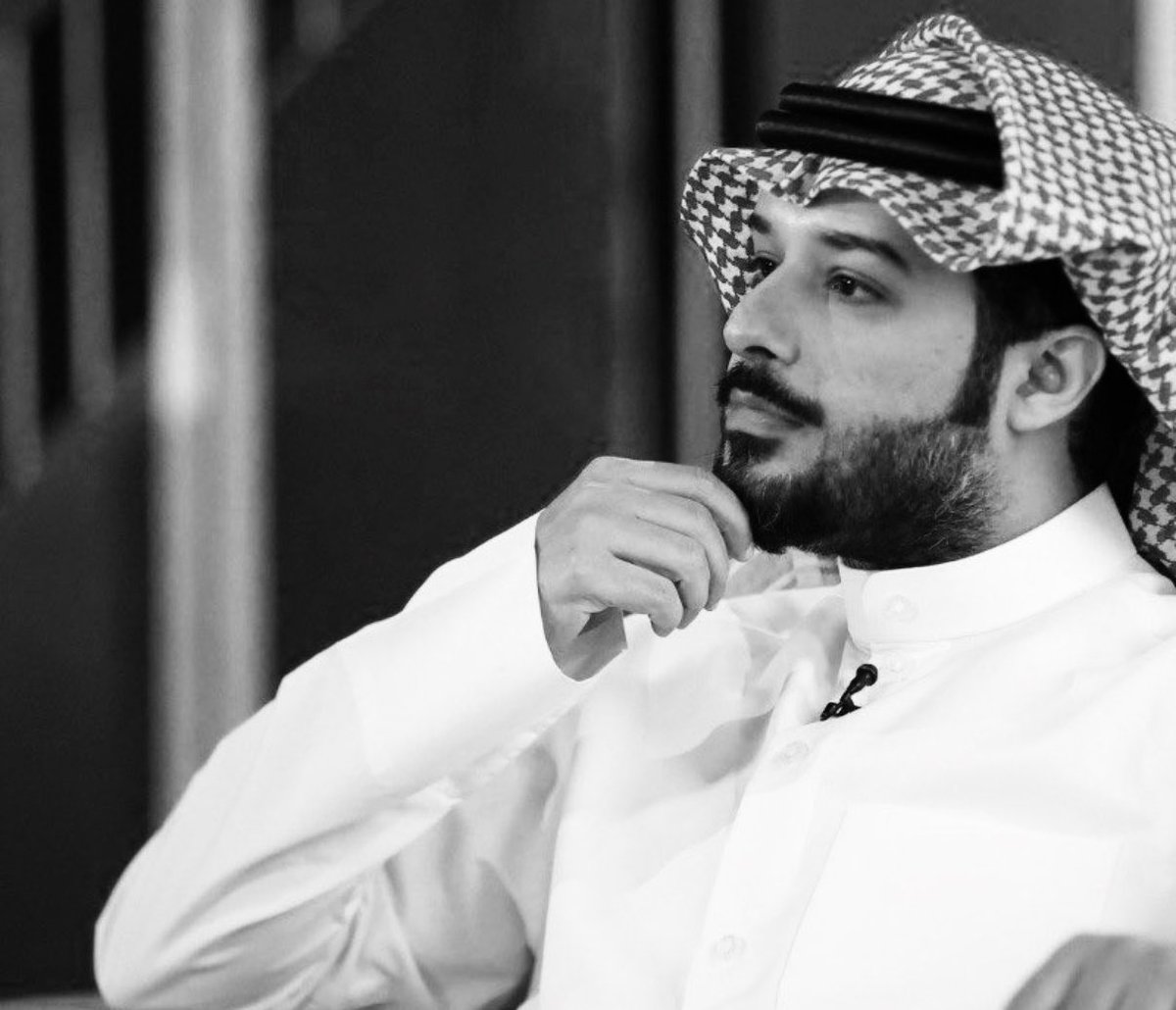 alshlii7's tweet photo. وتذكر يوم اعذرك وانت لا صادق ولا معذور
 أدور لك عذر وأصدقه وأكذب احداقي !

وتذكر يوم جيت من الحزن متضايق ومكسور
 فرشت لك الضلوع وقلت لك يا سيد عشاقي https://t.co/R5LaevaLue