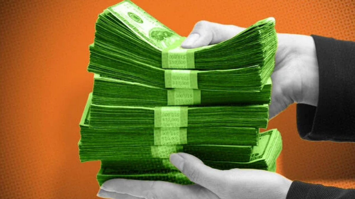 insidehighered's tweet photo. Liberal Arts College, Medical School Receive Big Gifts https://t.co/nRDh0WwpHC https://t.co/o6c6m7Luto