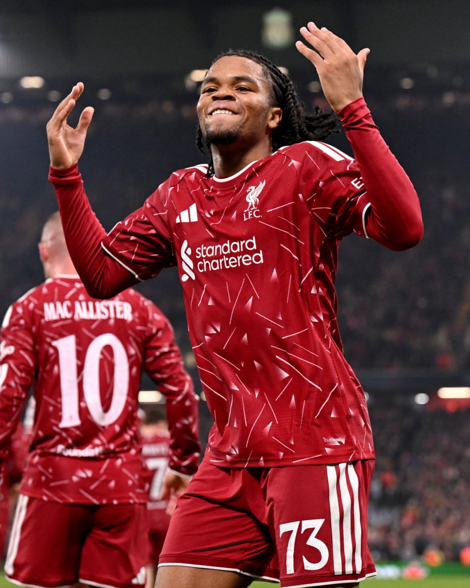 premierleague's tweet photo. Alexis Mac Allister scored twice as @LFC completed a dramatic Champions League comeback against Villareal ⚽️⚽️

Florian Wirtz and Ronald Araujo also scored as the Reds came from 2-0 down to win 4-3 at Anfield! 🔁 https://t.co/vQ6V8Tvk9k
