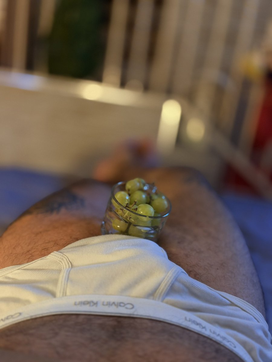 nonstop87x's tweet photo. Buenas noches https://t.co/ZtC9YZyRMQ