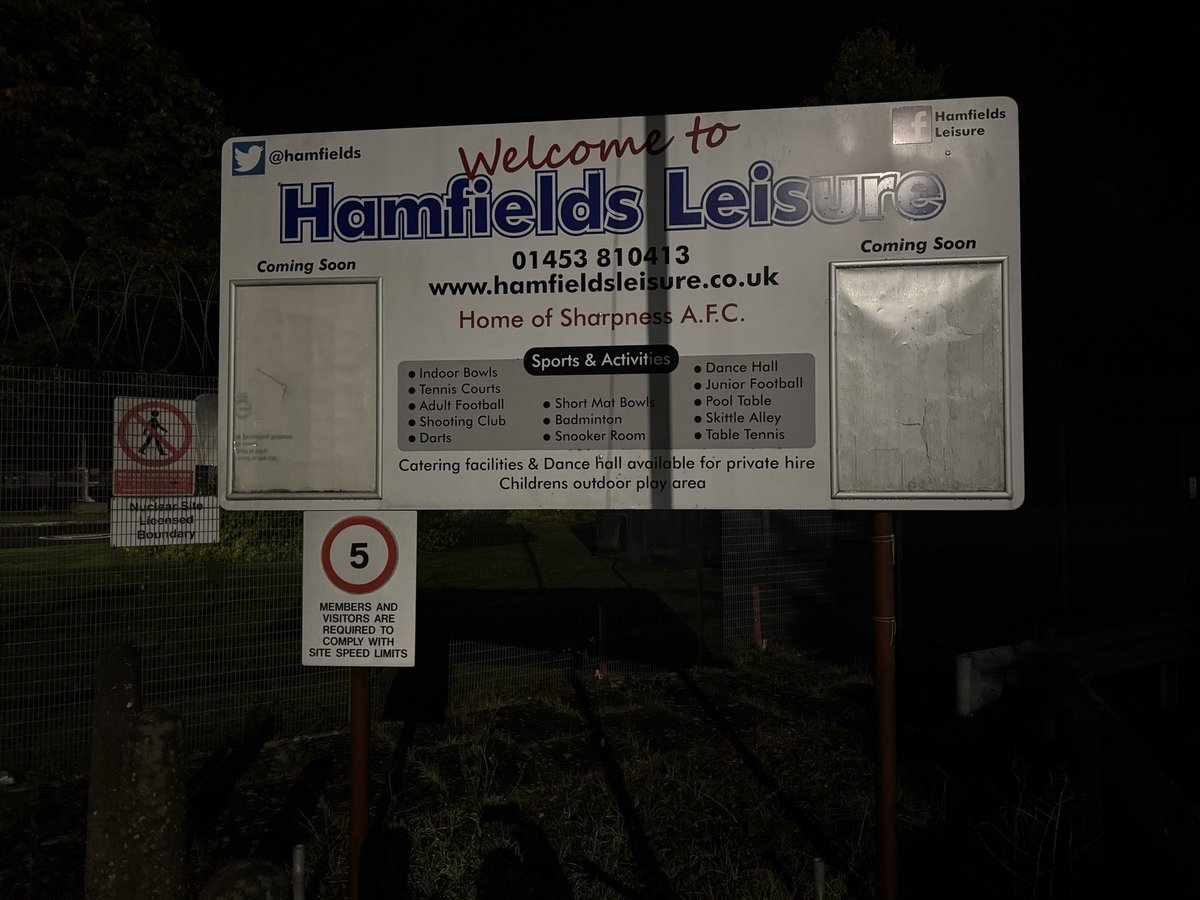 Kizzyetrance's tweet photo. Some Tuesday night @HellenicLeagueX Division One action as @sharpnessafc beat @ShortwoodUtdFC 4-3 in an entertaining game #groundhopping #kizzyscornerpics https://t.co/0vbc43LsqQ