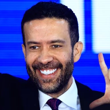 stagepopbr's tweet photo. Deputado André Janones em novo tweet:

“Pesquisem no Google: ‘Bolsonaro mandou matar Lula?’ E vejam o que acontece!” https://t.co/YLuLRFKluy