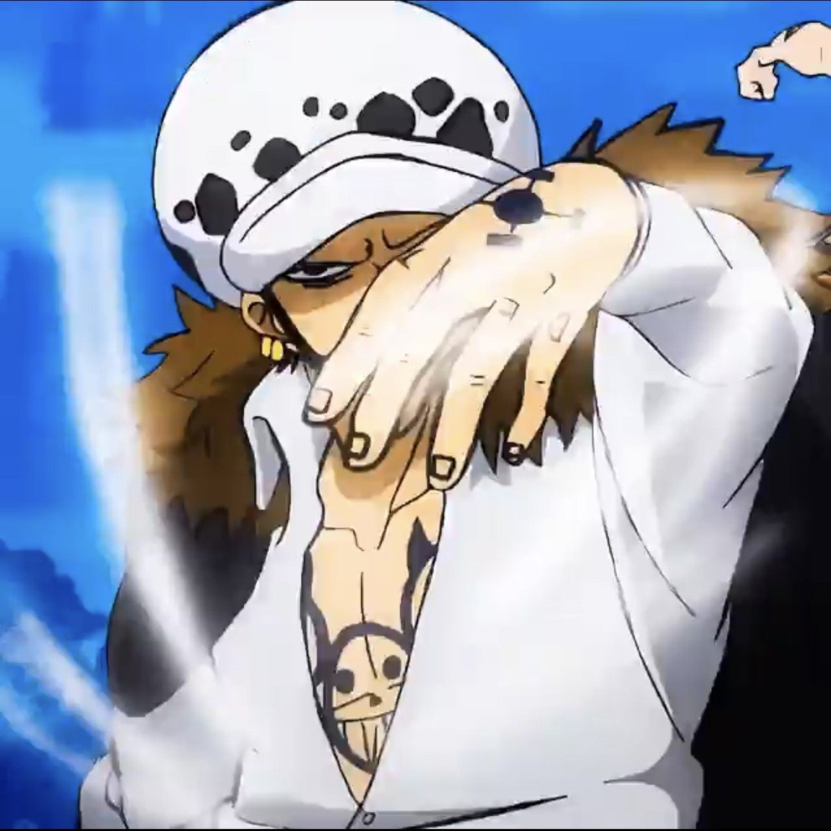 calmiai's tweet photo. @onepiecedaiIys The surgeon of death himself 💛 https://t.co/IysghqdP11