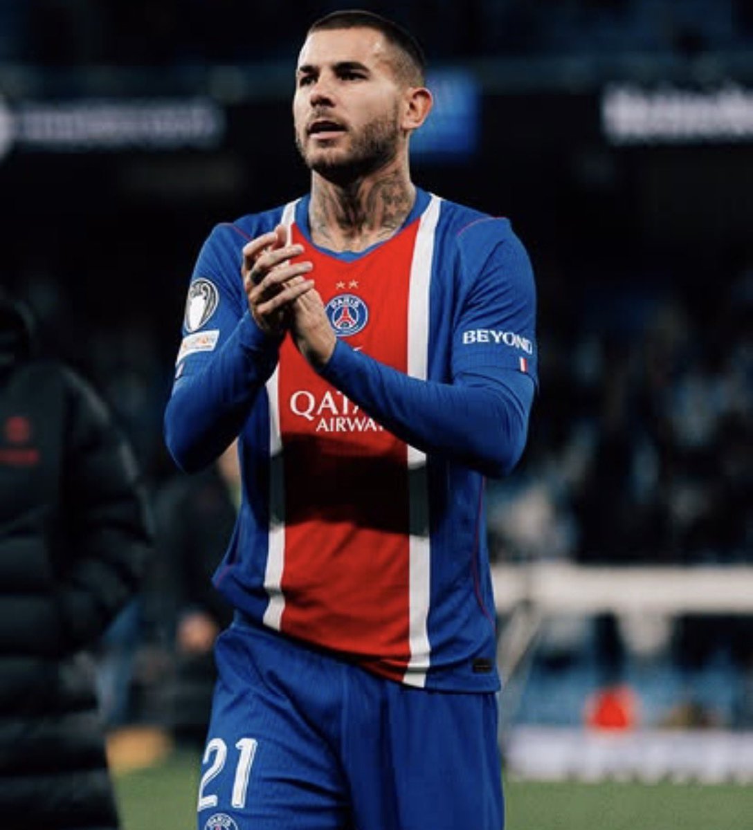 _BeFootball's tweet photo. 🚨 DÉSIRÉ DOUÉ 🇫🇷 : « pour moi, LUCAS HERNANDEZ EST L’HOMME DU MATCH. 🎖️ »

(Zone mixte) https://t.co/27NCKHYAPT