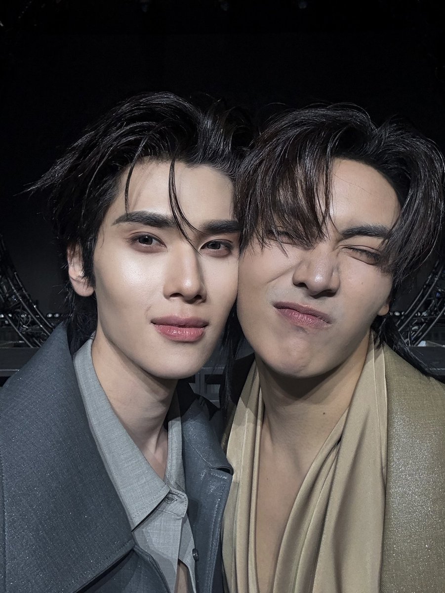 OstHelia8708's tweet photo. Today, I am no longer a fan of GMM because of the forced separation of couples.
Please come back, we’re begging you!  The fans can’t live without you! We miss you so much! 
#JoongDunk #AouBoom #bringbackaouboomjoongdunk https://t.co/3u65KxhgLa