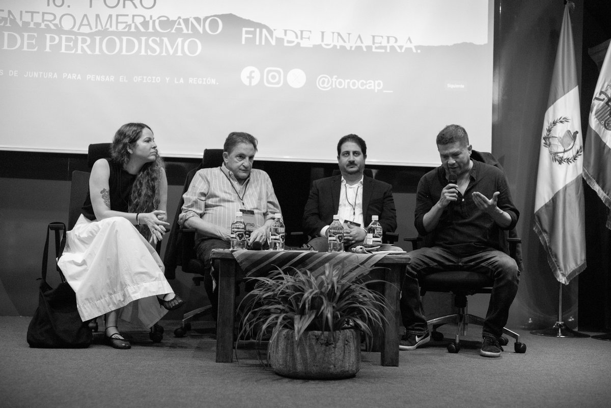 foroCAP's tweet photo. 🧵 5/5 El día 1 de #ForoCAP2026, en imágenes. ✨  @_elfaro_ https://t.co/85bKyv9Eo9