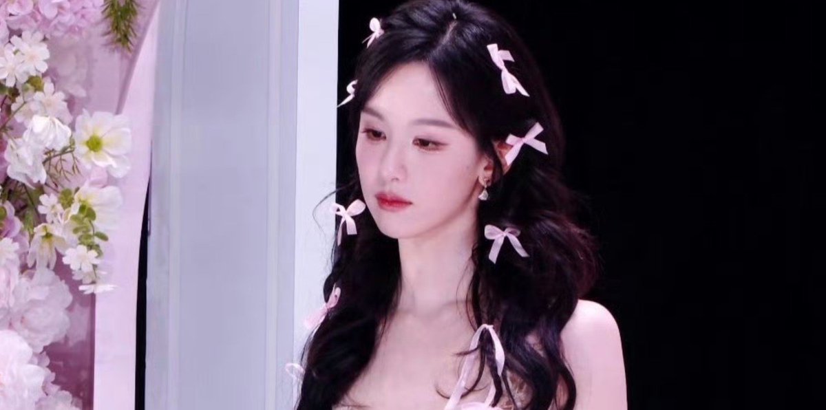 fluffyflow3r's tweet photo. •#HappyChenDulingDay,#ChenDulingDingLingLingParty,#chenduling https://t.co/8CXmXFLwgX