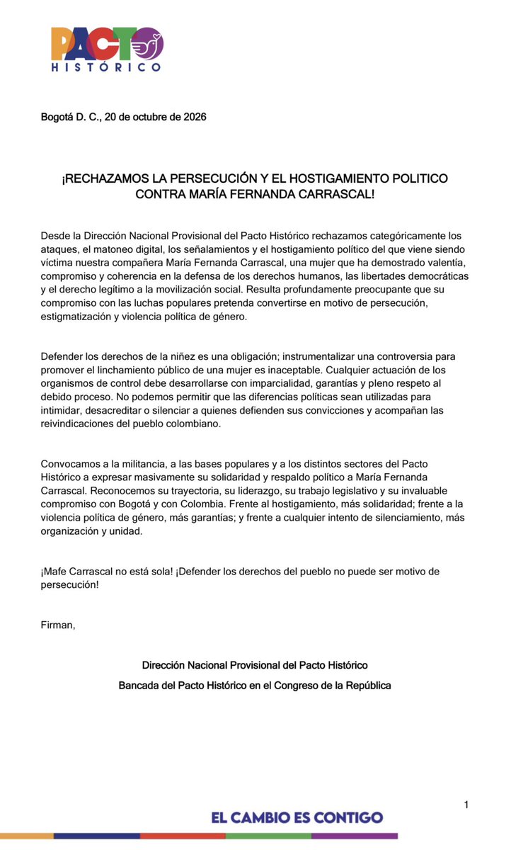 PactoCol's tweet photo. 🚨 ¡MAFE CARRASCAL NO ESTÁ SOLA!

El Pacto Histórico rechaza categóricamente la persecución, el matoneo digital y el hostigamiento político contra la representante @MafeCarrascal , y advierte sobre la violencia política de género que busca intimidar y silenciar su liderazgo.

¡Defender los derechos de la niñez no puede convertirse en excusa para el linchamiento político!

Exigimos garantías, respeto al debido proceso y el fin de los ataques contra quienes defienden los derechos del pueblo colombiano.

#MafeNoEstáSola #PactoHistórico
