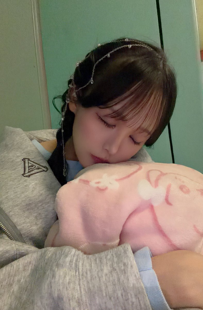 FUKUAKARI_STU48's tweet photo. おはよぉ(  ¯꒳​¯ )ᐝねむねむ https://t.co/q8JFnCk1dX