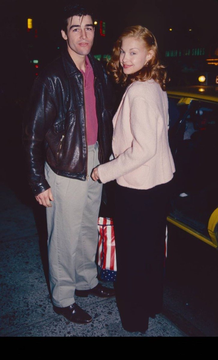 kchandler_rare's tweet photo. - Kyle Chandler and Ashley Judd after a performance of 'Picnic', 1994 https://t.co/0gB1Lxus6J