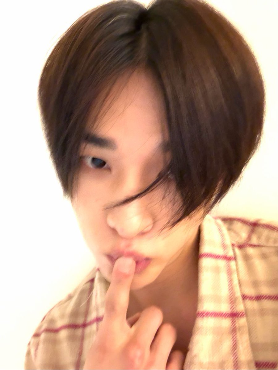 ebnsss's tweet photo. kkyu https://t.co/CTulgRg7NT