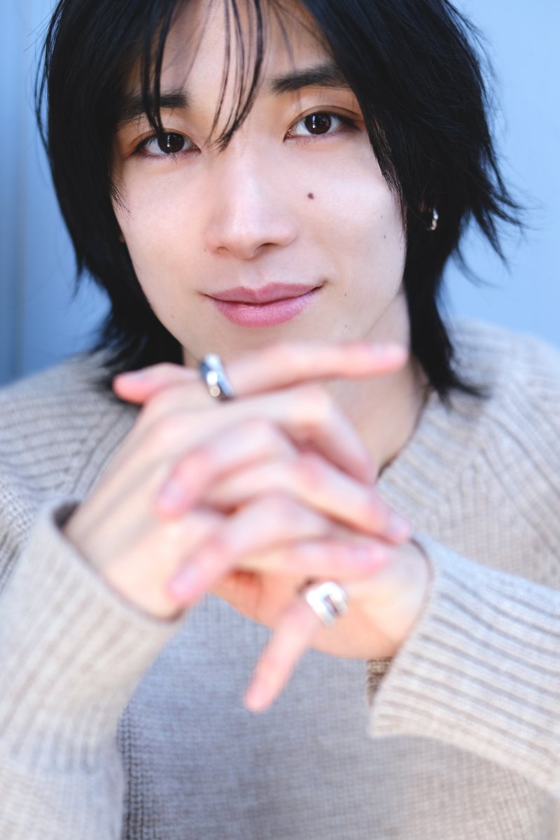 GIANNABOYFRIEND's tweet photo. 📣解禁 先行予約開始
#小泉光咲 #四坂亮翔 #陽キャ集団
ドラマ『陽キャ集団にいる芹沢は、俺の前だと様子がおかしい』の
W主演の小泉光咲さん&四坂亮翔さんが登場‼️

ドラマ『陽キャ集団にいる芹沢は、俺の前だと様子がおかしい』
2027年3月3日（水） Blu-ray＆DVD BOX 発売決定‼️
https://t.co/TSs0ZmKqdK

GIANNA別冊
11月30日(月)発売『 #GIANNAPLUS 13』
ARTIST&ACTOR MAGAZINE
㊗️豪華両面表紙&
FASHIONグラビア＋INTERVIEWの22P大特集‼️
❤️特別付録は、下記をチェック
小泉光咲さん&四坂亮翔さん

書店チェーンによって付録が異なります👀
先行予約👇
https://t.co/AJn8gAQcCf

❤️楽天ブックス限定特別付録
『A4サイズ撮り下ろしステッカー』
❤️HMV限定特別付録
『撮り下ろしPOPバージョンA4サイズ両面フォトカード』
❤️タワーレコード＆紀伊國屋書店限定特別付録
『撮り下ろしCOOLバージョンA4サイズ両面フォトカード』

📣小泉光咲さん&四坂亮翔さんNEWS
『 陽キャ集団にいる芹沢は、俺の前だと様子がおかしい』
♥TVerにて1～3話、最終話配信中、FODにて全話配信中！
♥2027年3月3日（水） Blu-ray＆DVD BOX 発売決定！（各ストアで予約受付中）
♥公式ビジュアルブック 発売決定！
https://t.co/TSs0ZmKqdK
💎小泉光咲さんNEWS
✨11月11日(水)リリース
原因は自分にある。5thSG『ラブリーズン』
https://t.co/U1prEaxYhc

@genjibu_sdr
@SD3info
@topcoat_staff
@dramaDiVEP_ytv