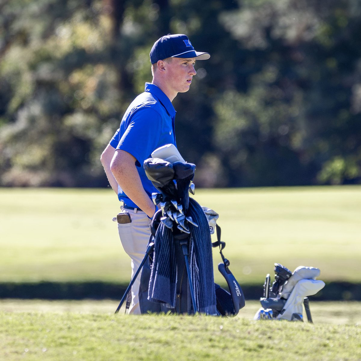 BartonAthletics's tweet photo. HOME TURF! . 📸📸📸📸 gallery of Day 2⃣ of the 2⃣0⃣2⃣6⃣ Barton Fall Golf Intercollegiate Tuesday at the Wilson Country Club . The Bulldogs' women's squad took home team honors while the men's team finished runner-up . #BartonBold . #BCBulldogs . @BCgolfteams . ⛳️⛳️ . 🏌️‍♂️🏌️‍♂️ . 🏌️‍♀️🏌️‍♀️ https://t.co/rWMAHX1RK0