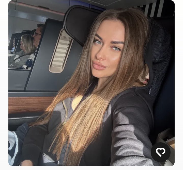 WestsideLAGuy's tweet photo. Another glorified escort profile on Hinge but this one is subtle.

Clues: 

-Pic of her in first class; she’s setting expectations
-Eastern European
-Reference to traditional roles &amp; caring about partner’s happiness: she’s looking for a rich beta provider https://t.co/zIJ5bGgM9C