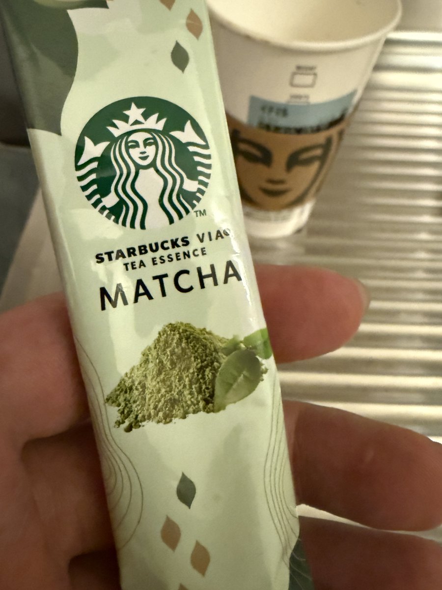 ichimaruplusx's tweet photo. スタバとマックのコラボ(*•̀ㅂ•́)و✧

#誕プレ #StarbucksGift  #スタバ https://t.co/Fc2VklhXeF