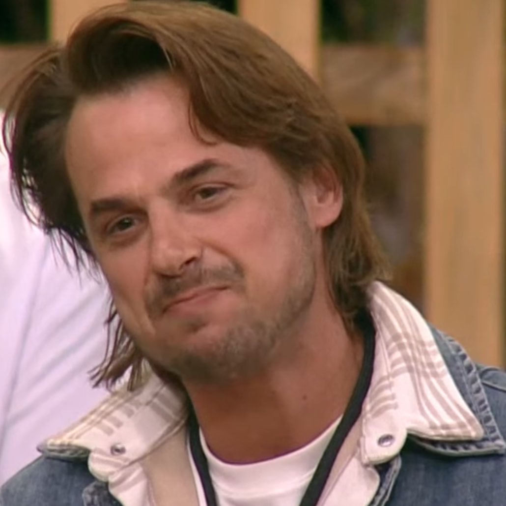 comenteitv's tweet photo. A Tina deixando claro, o quão patético é o Daniel.  #RoçaAFazenda https://t.co/RULwjoaKhL