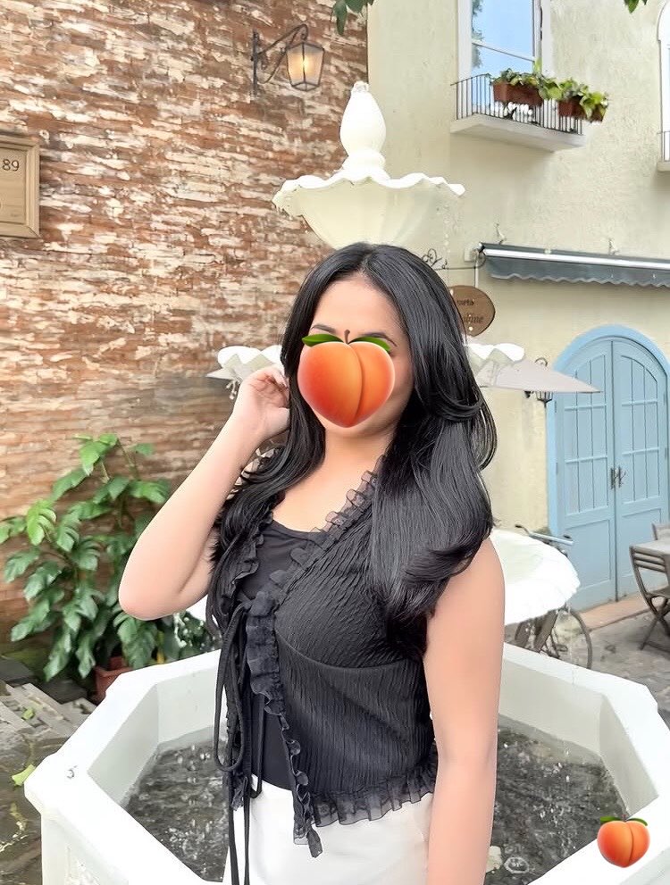 BLOKMBSDj1's tweet photo. Last day in Simatupang 🤗🥰 https://t.co/hPyNfLvEfU