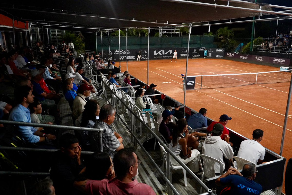 SecDeporteCali's tweet photo. 🎾 Cali vive la pasión del tenis con el torneo más importante que se disputa en nuestra ciudad: el KIA Open 2026.

Desde la @AlcaldiaDeCali seguimos fomentando el deporte y apoyando eventos de carácter internacional, que mantienen a la ciudad en ojos del mundo.

#CaliSomosTodos https://t.co/SxLGOLH02E
