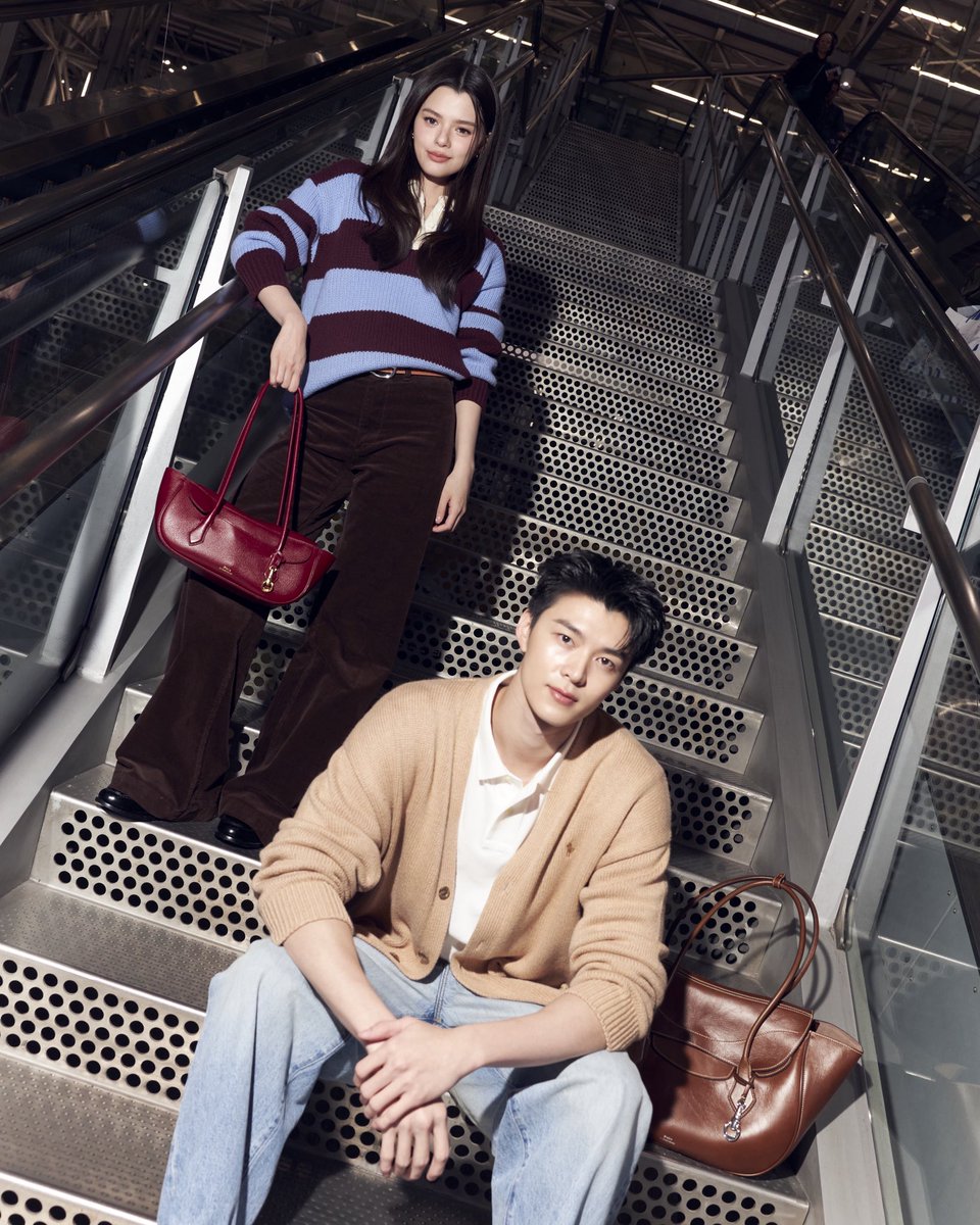 gangwayth's tweet photo. #GangwayNews เบคกี้ – รีเบคก้า #Beckysangels และ มีน – นิชคุณ #Meennicha8  เตรียมออกเดินทางสู่กรุงโตเกียว ประเทศญี่ปุ่น ในฐานะตัวแทนจากประเทศไทย เพื่อเข้าร่วมงาน Polo Fest Tokyo 

ในวันที่ 22 ตุลาคม 2569 พร้อมสัมผัสโลกของ Polo Ralph Lauren ผ่านแฟชั่น ไลฟ์สไตล์ และวัฒนธรรมอันเป็นเอกลักษณ์ของแบรนด์

#RalphLauren #PoloFest