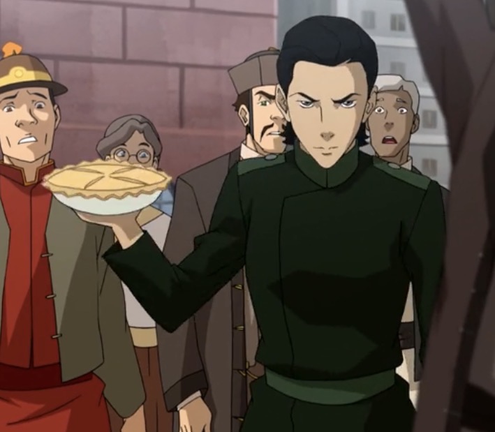 CringeLesbo's tweet photo. Kuvira fun fact number 7!
She requires her entire army to have their hair gelled/pulled back. The men are required to also shave the sides of their heads while the women are allowed to have various styles. https://t.co/20UIqPd00C