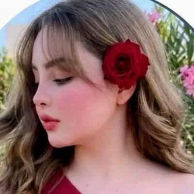 zticwi's tweet photo. ذي بنتي في المستقبل 🥰 https://t.co/clWs2ueW0R