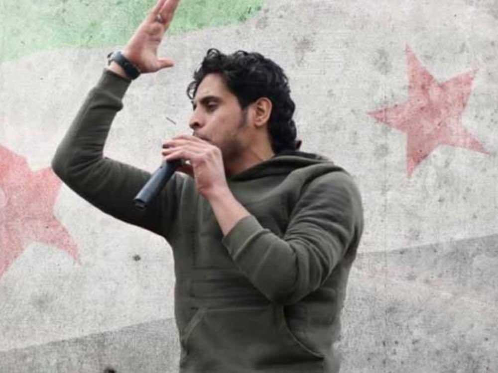 AL_SAALEH's tweet photo. 🔹الشهيد عبد الباسط الساروت رمز من رموز ثورتنا المباركة وأيقونة خالدة عصيّة على الزمن. 

🔹رحمك الله يا عبد الباسط وأحسن مقامك بين الشهداء والصديقين.

🔹لن تسود في سوريا الجديدة إلا ثقافة احترام القانون وتبجيل قيم الثورة ورموزها وأخلاقها. https://t.co/Rr4sFcfTTs
