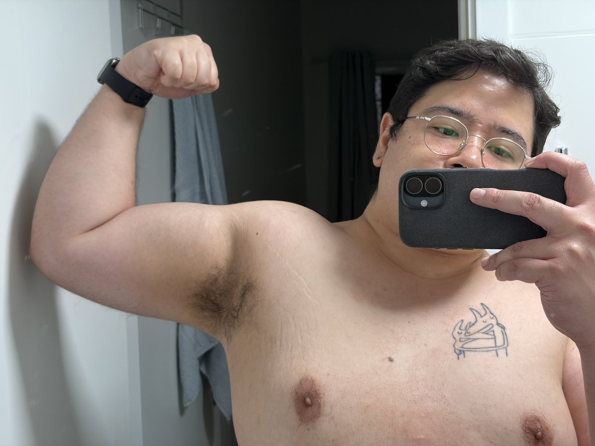 pinkpawmotclub's tweet photo. tummy tuesday + pull day https://t.co/W1QQxEKmeU