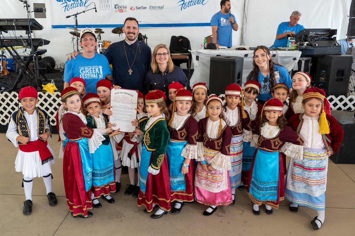 MayorGallego's tweet photo. Every year, thousands of people come together at the Phoenix Greek Festival to enjoy delicious Greek food, spectacular performances and a celebration of Greek culture and heritage. I was proud to join this year’s festivities and present a proclamation recognizing the festival’s 65th anniversary. Here’s to 65 years of bringing people together in Phoenix and many more to come. Opa! 🇬🇷