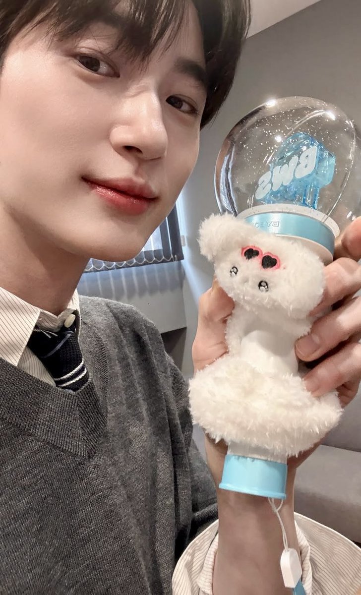 Jastipindiku99's tweet photo. WTS OFFICIAL LIGHTSTICK BYEON WOOSEOK.

Ready. Siap kirim. Bisa dipakai untuk Fan Meeting bulan November. Atau ambil di Venue.

📍Bandung, Indonesia

DM for price!

.t wtb Lightstick LS BWS FM JKT

#LIGHTSTICK
#ByeonWooSeokJakarta
#BYEONWOOSEOK_IN_JAKARTA
#BYEONWOOSEOK_IN_JKT https://t.co/pc2tgsrOPA