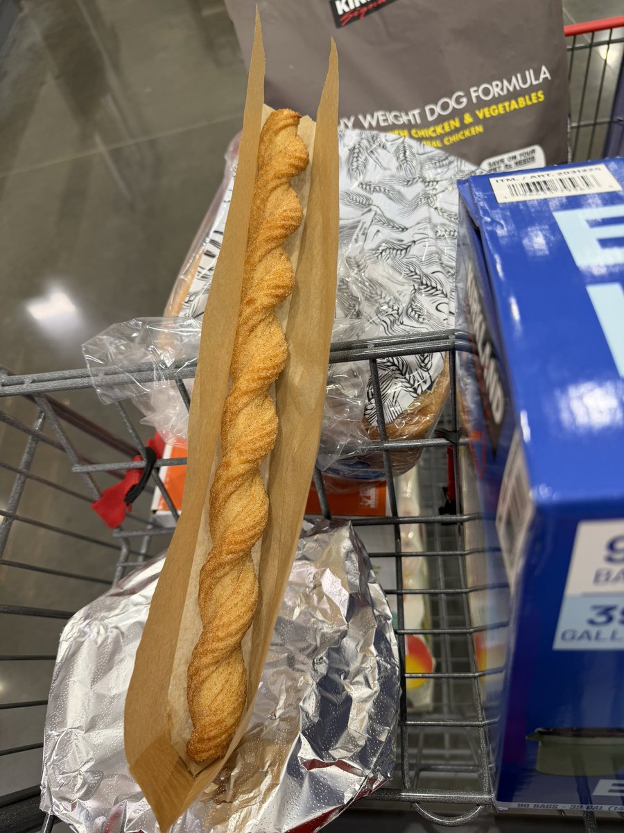 EdResellsDFW's tweet photo. Two things to do from now until November 3rd:
1. Vote
2. Go to @Costco and get a churro https://t.co/XP7NT3tjyy