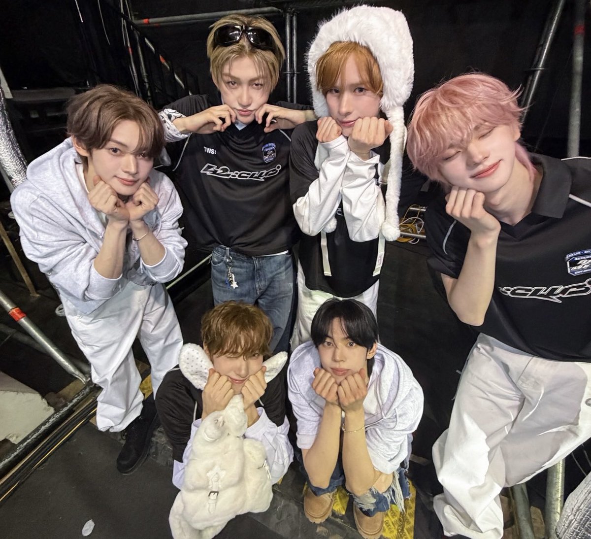 akuragelover's tweet photo. #2026MAMAVOTE
#TWS
가자 가자✊🏻 https://t.co/Jr49dqsung