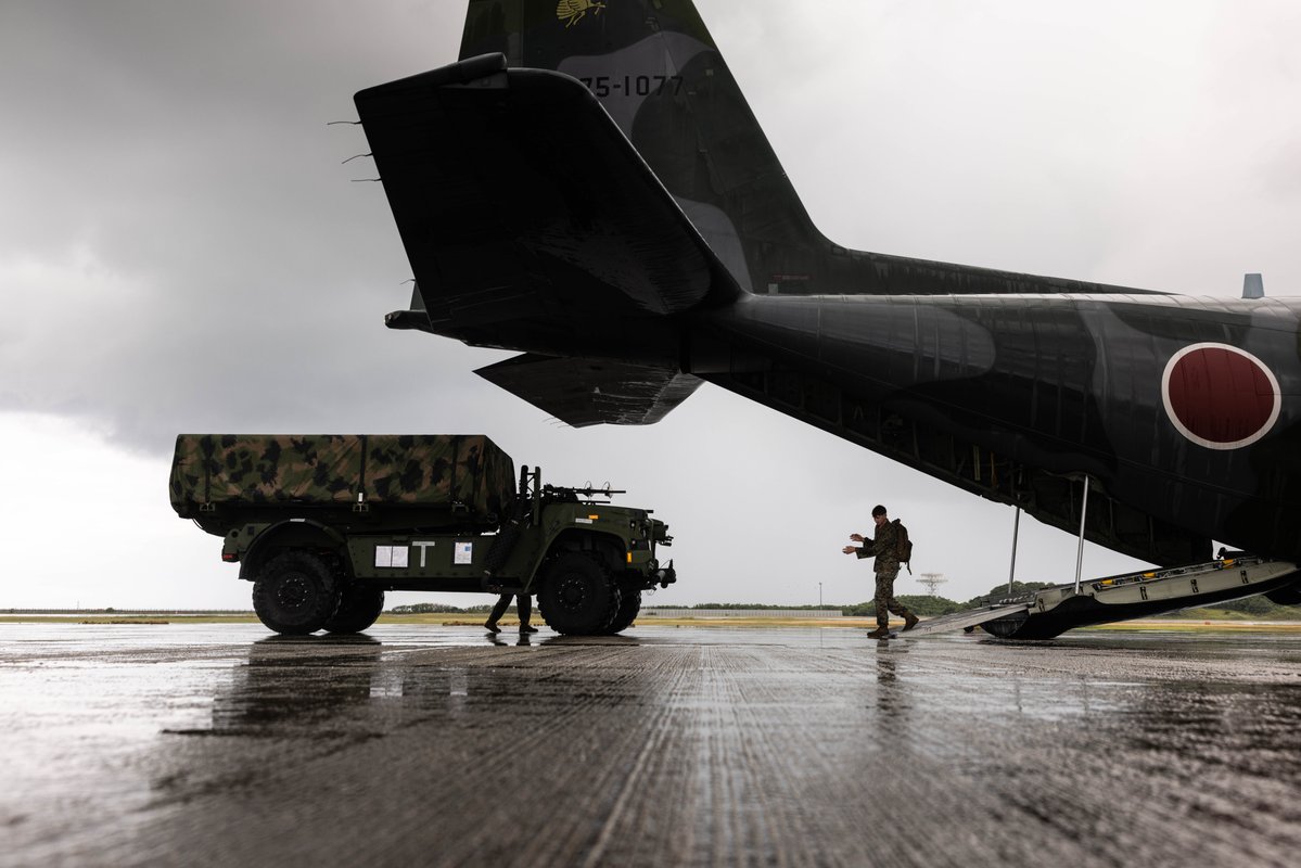 IIIMEF's tweet photo. U.S. Marines with 3rd Marine Division load a Navy-Marine Expeditionary Ship Interdiction System onto a Japan Air Self-Defense Force C-130, Naha, Okinawa, Japan, Oct. 17, 2026, during Exercise Keen Sword 27. @3d_Marine_Div https://t.co/unxG4U9AWO