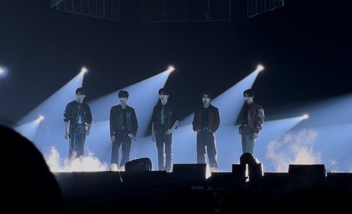 7zazalg11j76197's tweet photo. 10/21
KCONは忘れられないライブの一つ。しびれた。
MAMAで５人でのパフォーマンス楽しみです。

#2026MAMAVOTE
#ZEROBASEONE https://t.co/XUyxxFyfws