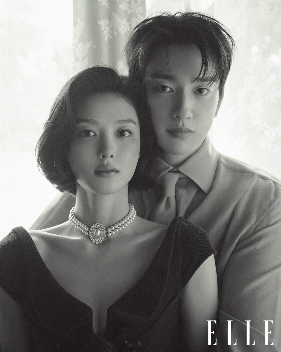 Peachedits922's tweet photo. Omg such a pretty photoshoot💕 https://t.co/ecd2DJQJCX