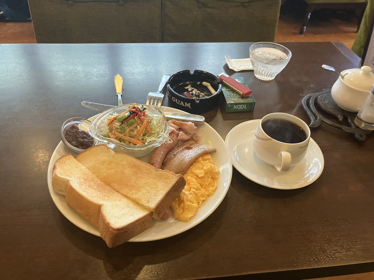 drankkids2's tweet photo. モーニング☕️ https://t.co/2Z9ZRdbKcZ