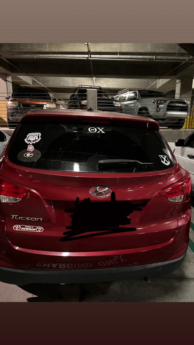 thouwhoripssack's tweet photo. Just accepted my bid at theta chi, who trynna catch this dick 💦 #lank #nuke #shrinktoatoms #pleasekillyourself https://t.co/ZXPoipHGgM