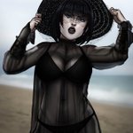 Photo by Maddie (@GothCollegeSlut)