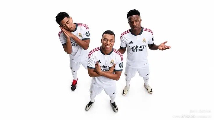 mich26262's tweet photo. @ultimate_kombo Just 5 goals is okay boys…

25 October https://t.co/swjWvINBy7