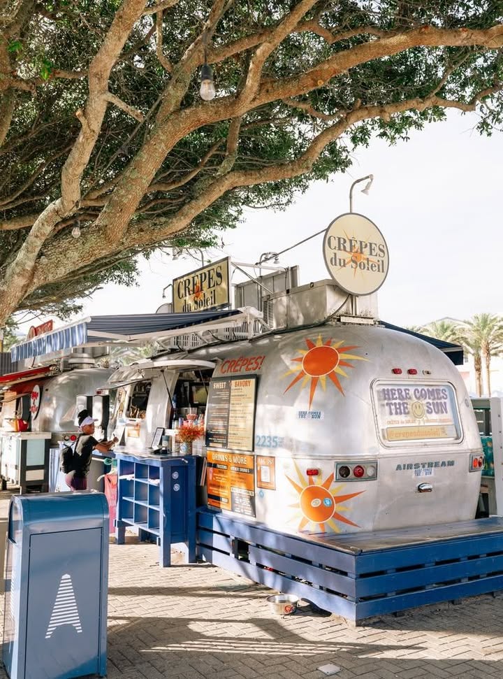_BeachTraveler's tweet photo. Beach Realty FB Seaside FL: A taste of France in Seaside, FL. Located on Airstream Row, Crêpes du Soleil offers delicious made-to-order crepes, either sweet or… www.​facebook.​com/1646404490828099/posts/1692017342933480 #SeasideFL #Crepes #FrenchCuisine #FoodTruck #Dessert https://t.co/lkS0pq8QIL