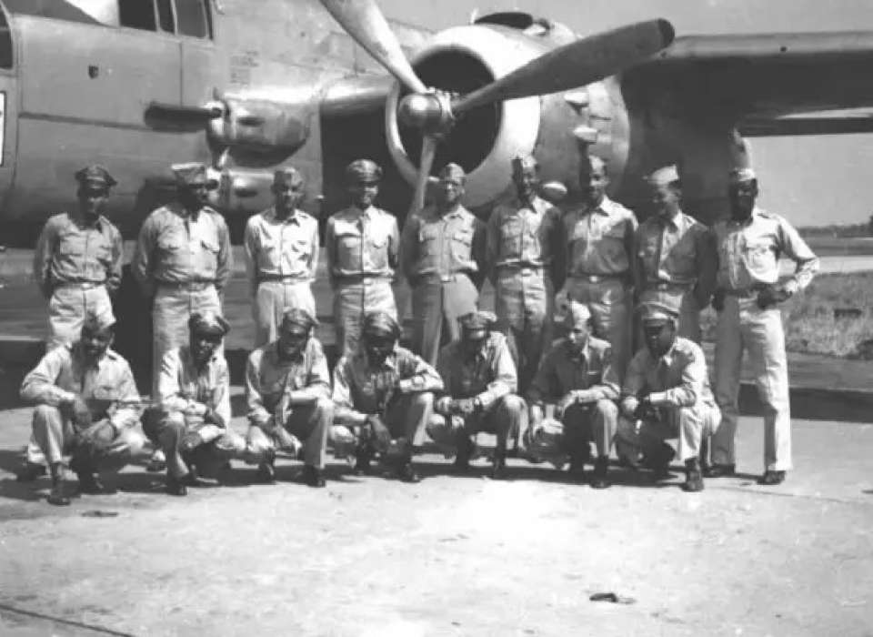 timecaptales's tweet photo. The 477th Bombardment Group was the Army Air Forces' first Black bomber unit, training on B-25s. Their commander set up two officers' clubs at Freeman Field — carefully labeled not "white" and "colored" but "instructors" and "trainees." All the instructors were white. All the trainees were Black.

Over several days in April 1945, Black officers walked into the instructors' club and asked to be served. Sixty-one were arrested. Then the commander issued a base regulation acknowledging the separate clubs and ordered every Black officer to sign it.

One hundred and one refused. They were arrested for insubordination under an article of war that carried the death penalty in wartime.

General George Marshall ordered them released, but letters of reprimand went into their files, and one lieutenant, Bill Terry, was convicted of "jostling" an officer, fined, and dishonorably discharged.

It took until 1995 for the Air Force to clear their records and set aside Terry's conviction.