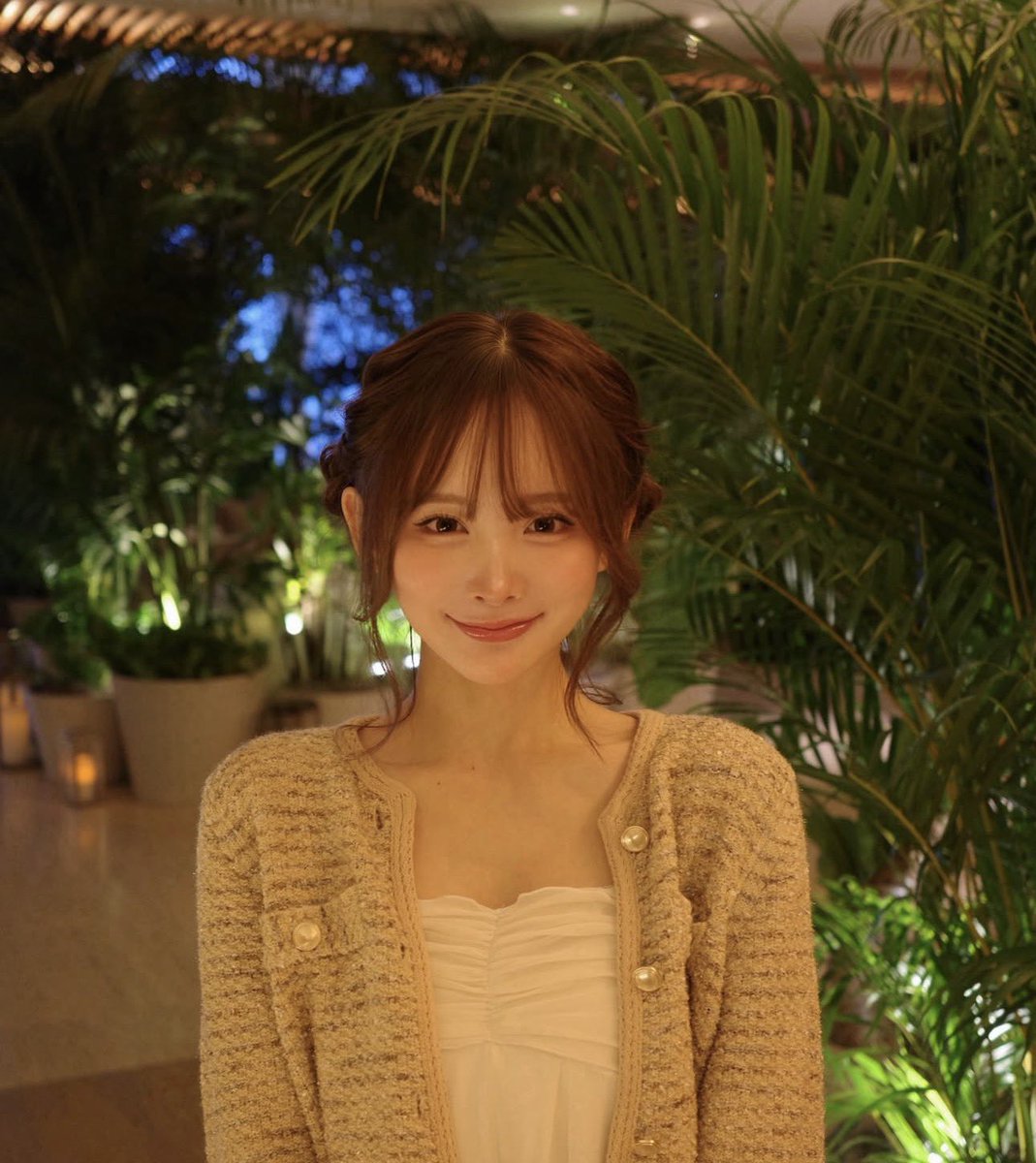 zzznemu17's tweet photo. このそんあみちゃんかわいすぎる、守りたくなるかわいさ🥲💕nanaのハチを思い出すような無邪気でかわいいけど上品さもあって本当にかわいいお顔と雰囲気が憧れすぎるかわいい(ᵕ⩊ᵕ̩̩ )໒꒱· ﾟ✨️ https://t.co/VQy8ZtwN4t