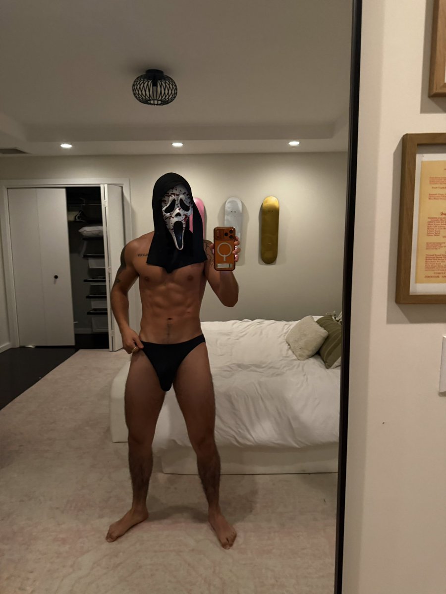 mkalejandroo's tweet photo. Why scream when you can cream😩

https://t.co/w0yaHEbff7 https://t.co/aSulkt0sw6