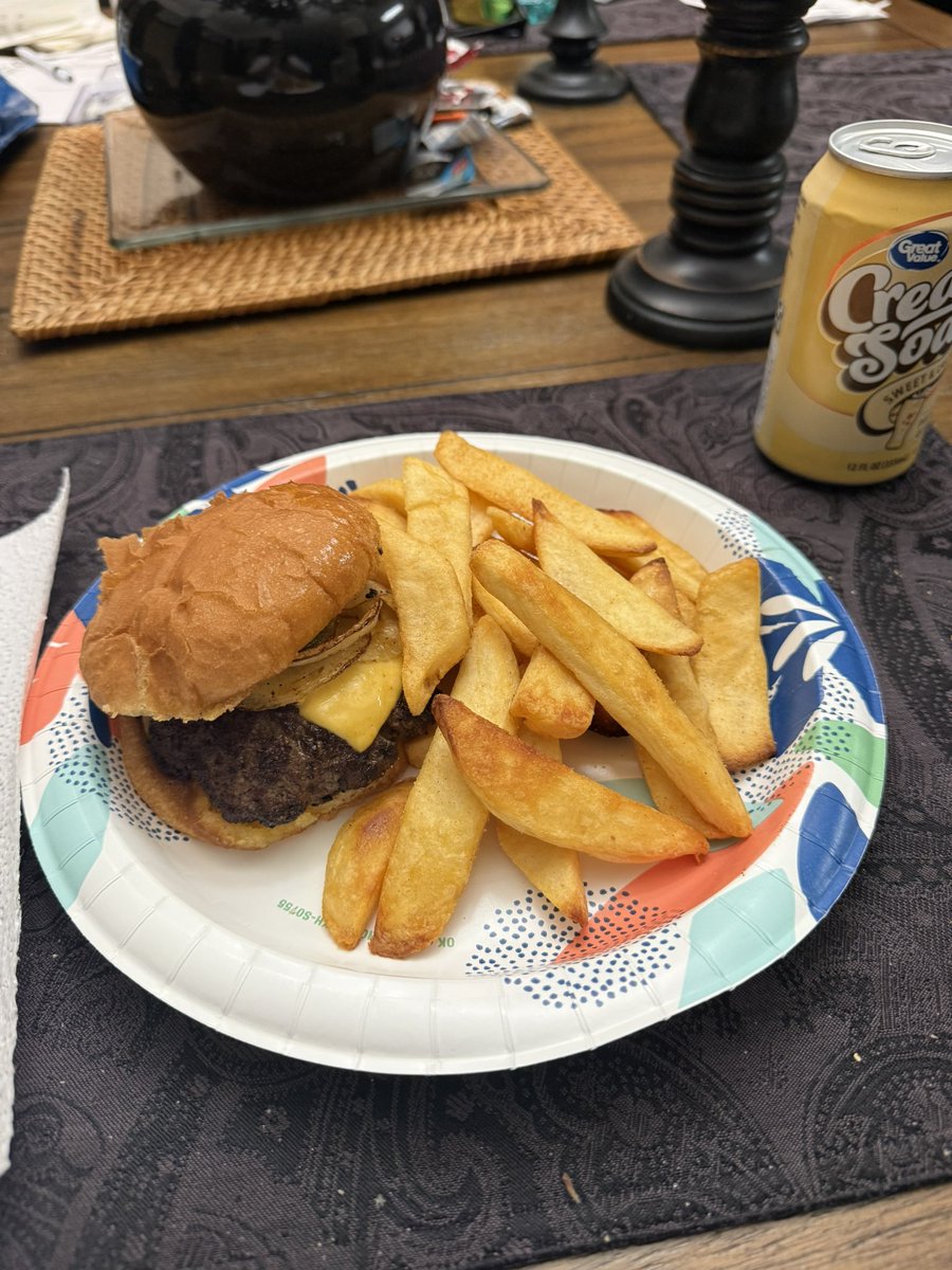 Real_Infinity95's tweet photo. Hi everyone. My dinner for tonight. https://t.co/qQkKPfeYgR