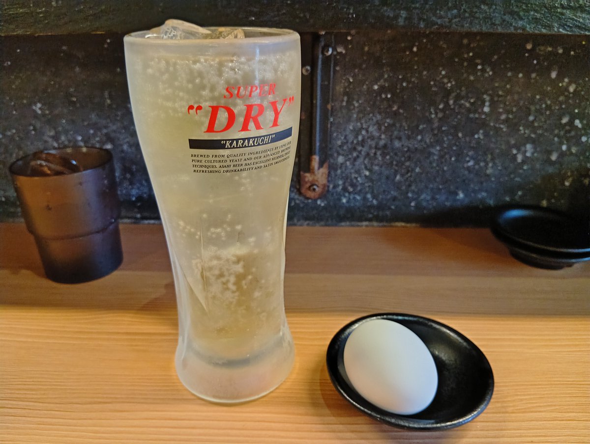 hr18com's tweet photo. 最近行ったお店♪
戸みら伊（伊勢佐木町）
夕方前のランチ時となり夜まで我慢かなーと思いつつ気づいたら入店🚶‍♂️
辛つけ麺をチョイス🌶️大盛と🍚サービスは控えておきました😅
予想とは違うスパイシーさでしたが食べ応えありましたね😋
他店には無いゆで卵サービスは有難い🥚 https://t.co/aHlPnCnAjR