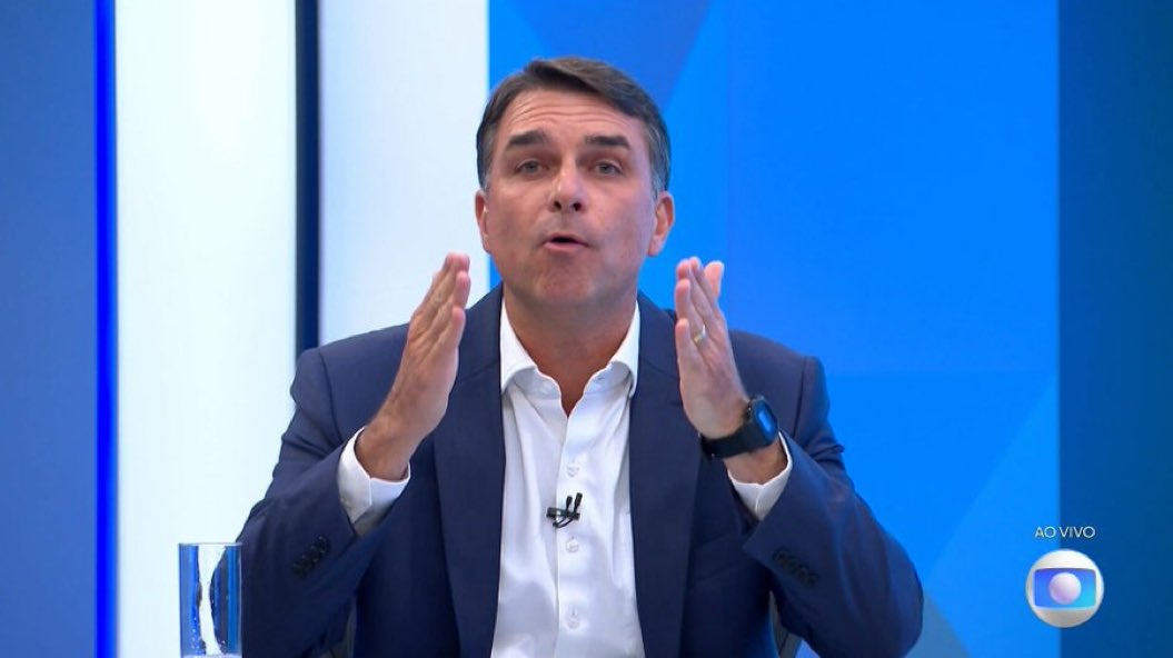 ElaneAr35978982's tweet photo. FLÁVIO, DONO DE BET! 

AS FAMÍLIAS BRASILEIRAS SOFREM COM AS CONSEQUÊNCIAS DAS APOSTAS! https://t.co/qLzXNt4CnL