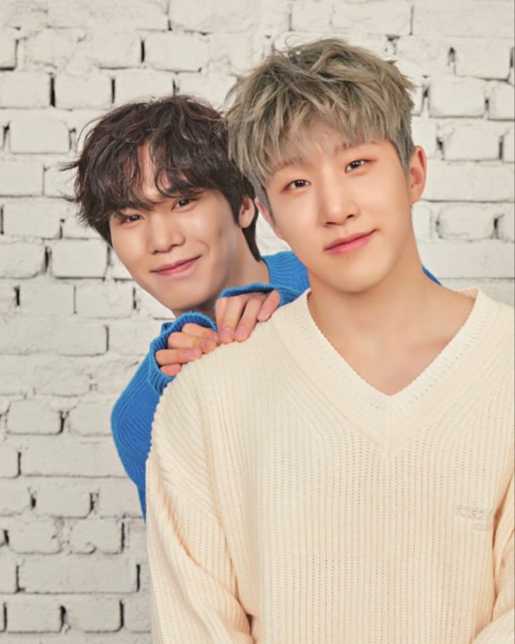 HamoxRocky's tweet photo. 🎶 Stream Party

— Sigamos reproduciendo y apoyando a #JINJIN y #ROCKY✨

Usa los siguientes tags en la masiva:
#진진_DarkDawn #라키_FakeIt #JINJIN #ROCKY @JINJIN_offcl @p_rockyent https://t.co/s140KWGoIu