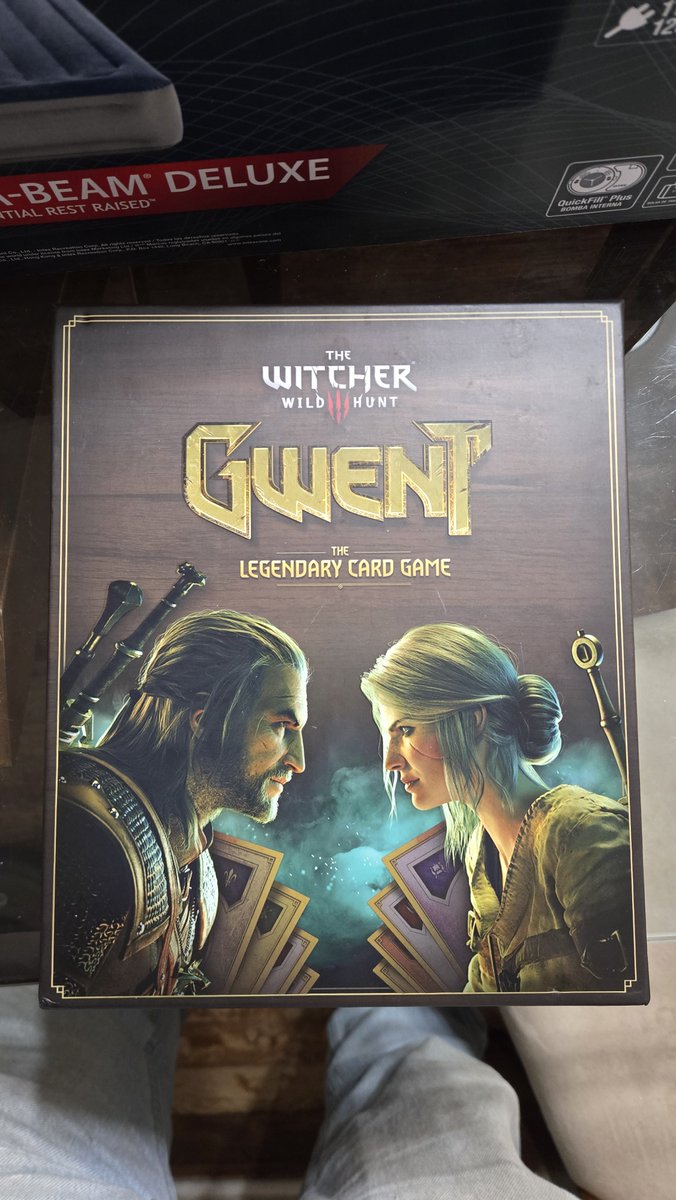 AcesComicArt's tweet photo. Got my @PlayGwent card game from @NoLoadingGames_ in the mail today! Ive been so excited to build my deck and play! @CDPROJEKTRED https://t.co/eDugwa6Sdj