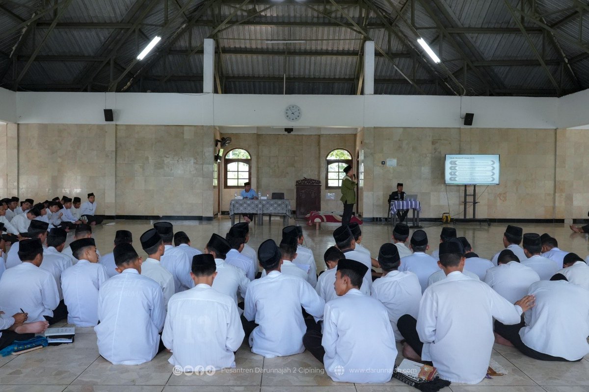 pesantrendn2's tweet photo. TADRIB IMAMA BERSAMA UST. MAEMUN, S.PD., M.H.
Pesantren Darunnajah 2 Cipining

Ahad, 18 Oktober 2026 https://t.co/HILlnNWMg1